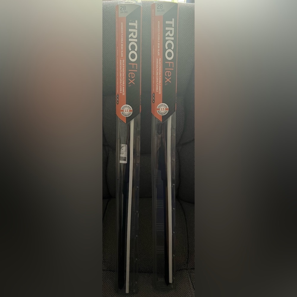 New Trico Flex 18-280: 2 available